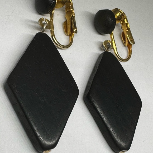 Art Deco Whitby Jet Drop Earrings Gold Plated Clip On 1920s Mourning - Picture 3 of 12